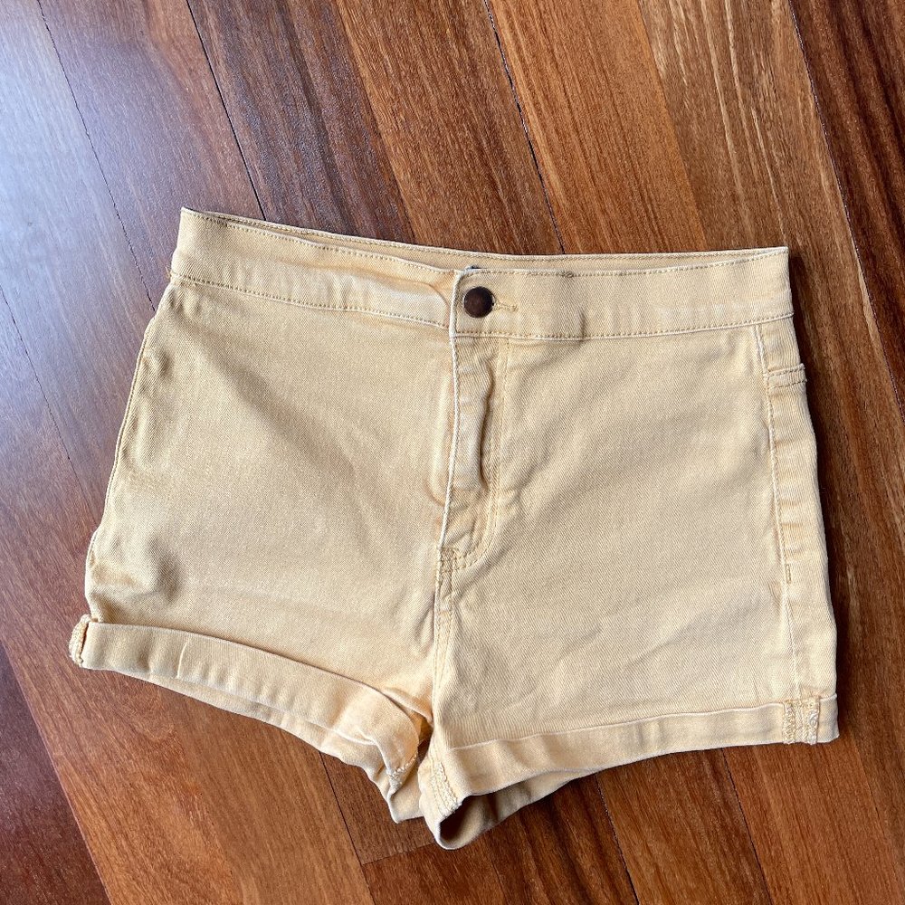 Forever 21 Sz 27 Mustard Yellow Shorts